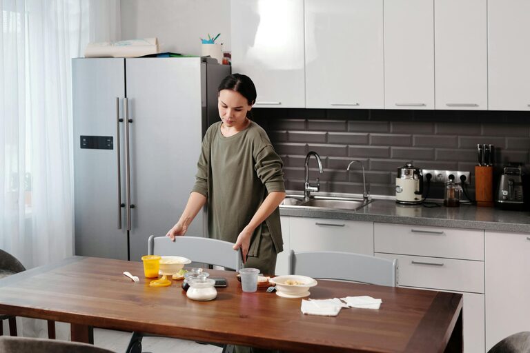 Easy Tips and Tricks to Make Dinner Cleanup a Breeze